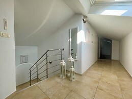Villa Eternity