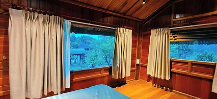 Moc Homestay & Villa