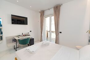 Maiori Suites
