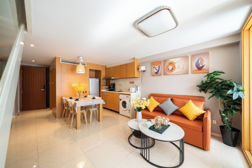 Shanghai Hills & Wanye Spacious Family Suites