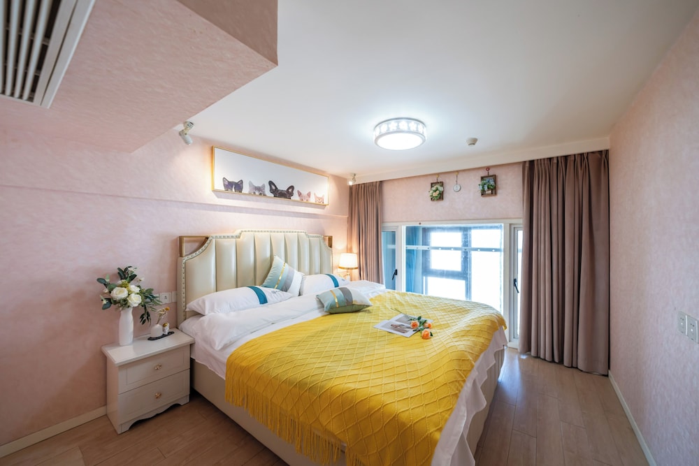 Shanghai Hills & Wanye Spacious Family Suites