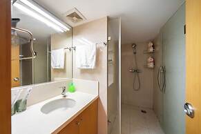 Shanghai Hills & Wanye Spacious Family Suites