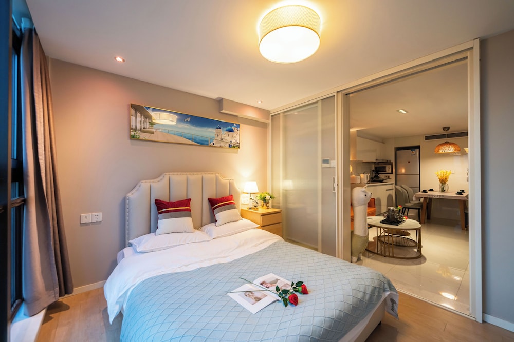 Shanghai Hills & Wanye Spacious Family Suites