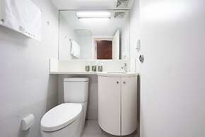 Shanghai Hills & Wanye Spacious Family Suites
