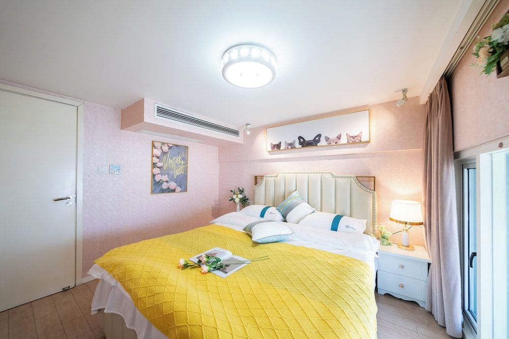 Shanghai Hills & Wanye Spacious Family Suites