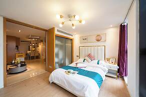 Shanghai Hills & Wanye Spacious Family Suites