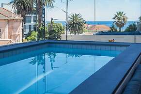 Modern Central Secure Cape Town 2bed Bantry Suite