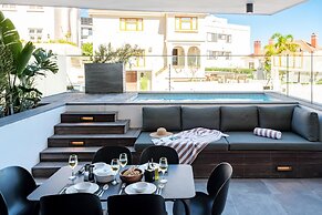 Modern Central Secure Cape Town 2bed Bantry Suite