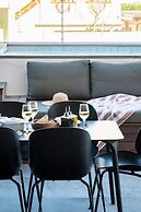Modern Central Secure Cape Town 2bed Bantry Suite