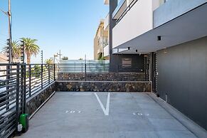 Modern Central Secure Cape Town 2bed Bantry Suite