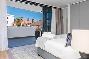 Modern Central Secure Cape Town 2bed Bantry Suite