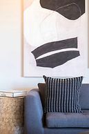 Modern Central Secure Cape Town 2bed Bantry Suite