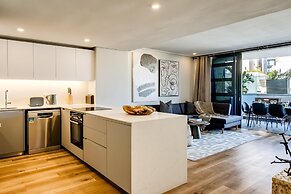 Modern Central Secure Cape Town 2bed Bantry Suite