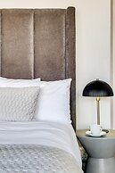 Modern Central Secure Cape Town 2bed Bantry Suite