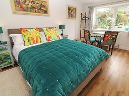 Elder Cottage Studio
