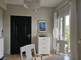 Alisachni Apartments