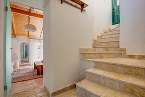 Alisachni Apartments