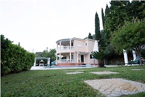 Alisachni Apartments