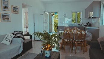 Alisachni Apartments