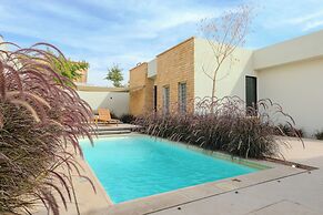 Portal Chalets With Private Pool-AlRawda