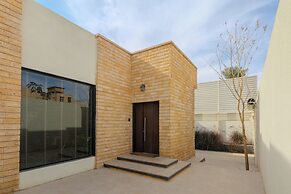 Portal Chalets With Private Pool-AlRawda