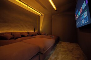 Portal Chalets With Private Pool-AlRawda