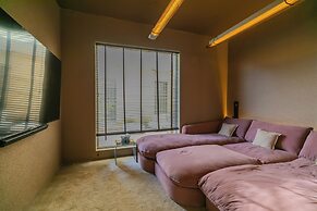 Portal Chalets With Private Pool-AlRawda