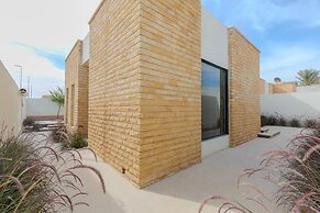 Portal Chalets With Private Pool-AlRawda