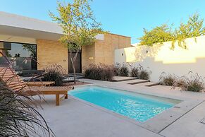 Portal Chalets With Private Pool-AlRawda