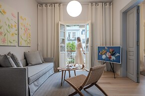 Amalie Suites