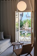 Amalie Suites