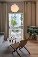 Amalie Suites