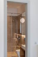 Amalie Suites