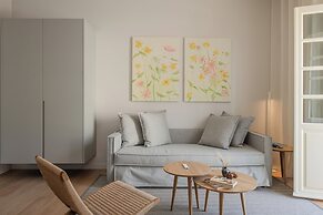 Amalie Suites