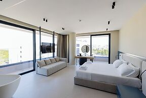 Green Light Hotel