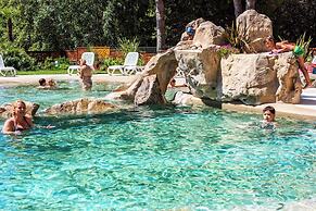 Bosco Canoro Resort