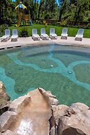 Bosco Canoro Resort
