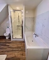 ARMOR HOTEL