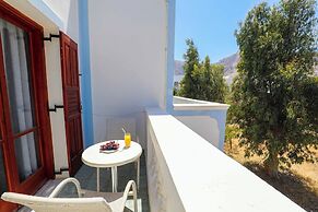Finikas Santorini