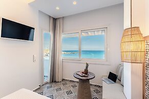 Fleria Seaview Suites