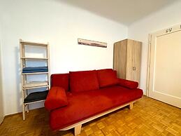 Apartment Near Schonbrunn Palace Vienna