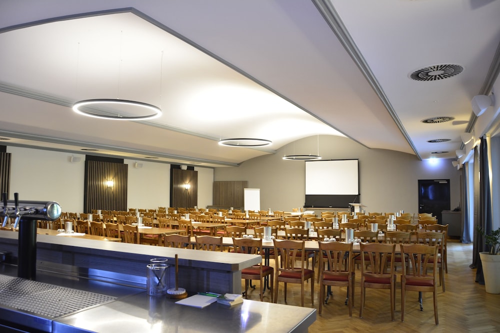 Hotel Restaurant Zur Post