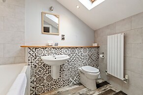 Billycan Penthouse - Tenby Town Centre