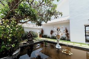 Nalas Villa