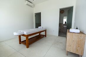 Nalas Villa