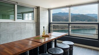 Gapyeong The VIP Pool Villa
