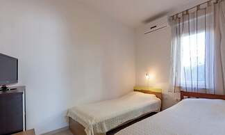 Affabilis Vip House