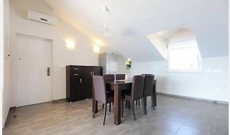 Affabilis Vip House