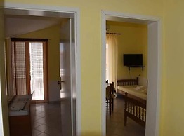 Apartments Dana