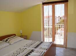 Apartments Dana